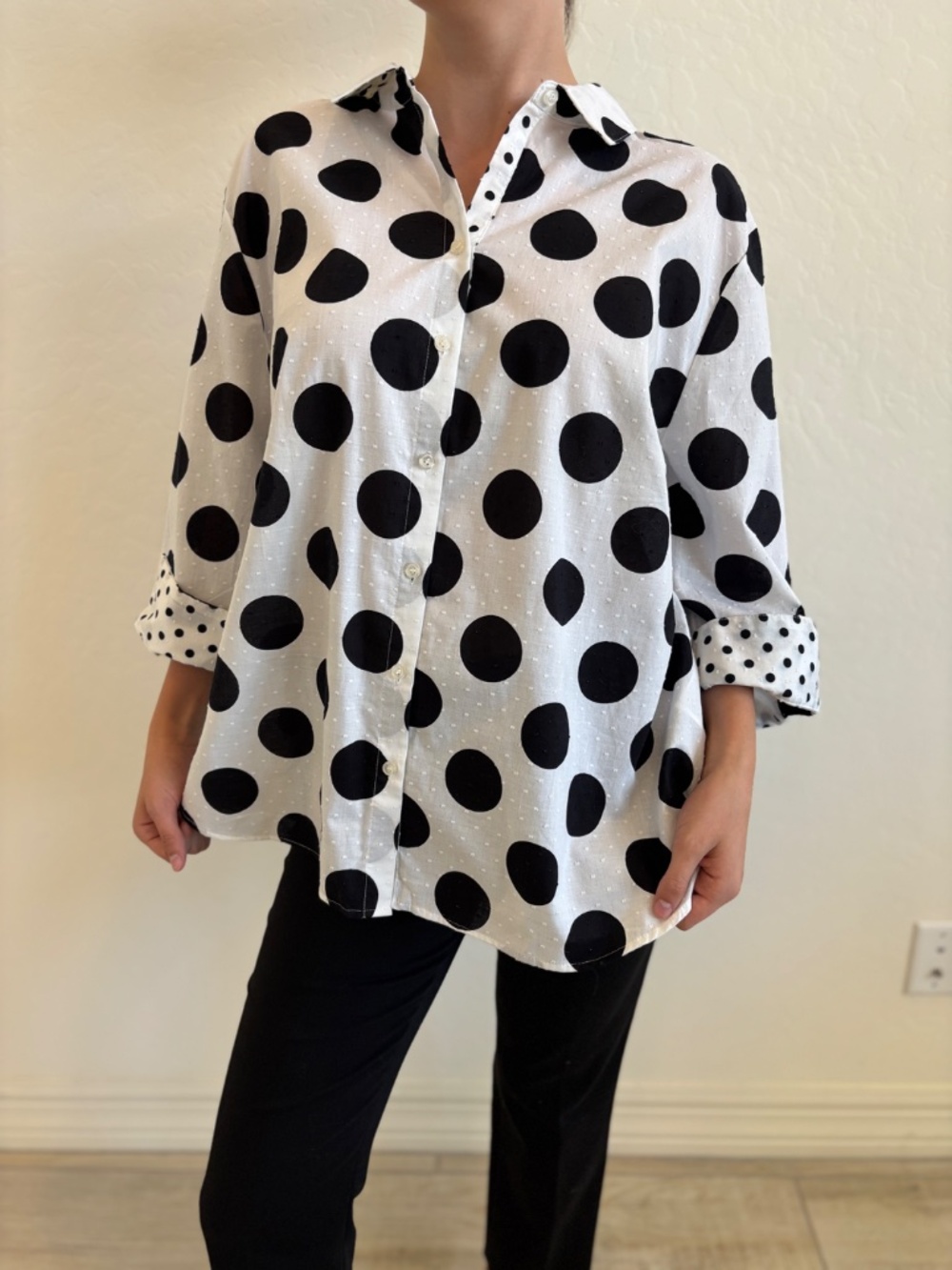 NWT Chico's Polka Dot Swiss Dot Button Down Blouse Size 4 / US 20/22 XXL, 2X